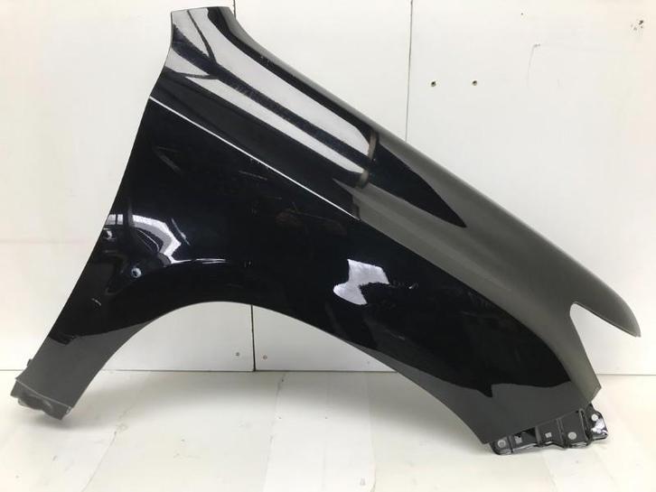 SPATBORD RECHTS VOOR Land Cruiser (J15) (|LANDCRUISER|), Auto-onderdelen, Carrosserie, Spatbord, Toyota, Voor, Rechts, Gebruikt