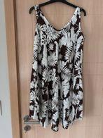 robe d'été taille TU (nr6112), Enlèvement ou Envoi, Comme neuf, Blanc, Longueur genou