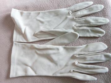 diverse vintage handschoenen voor dames maat 7-8 