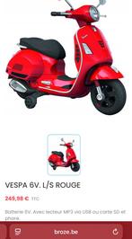 Nieuwe rode Vespa-motorfiets voor kinderen, Ophalen, Nieuw