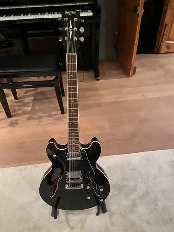 Gitaar harley benton te koop beschikbaar voor biedingen