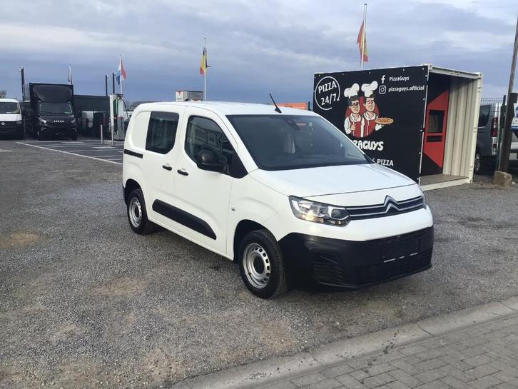 citroen berlingo 12i benzine 110pk 2022 74000km 11950e ex, Auto's, Bestelwagens en Lichte vracht, Bedrijf, Te koop, ABS, Airbags
