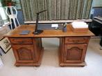 Klassiek bureau, Ophalen