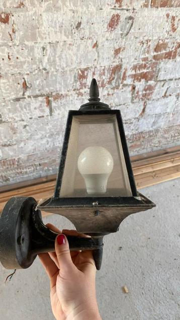 Buitenlamp / lantaarn voor aan gevel beschikbaar voor biedingen