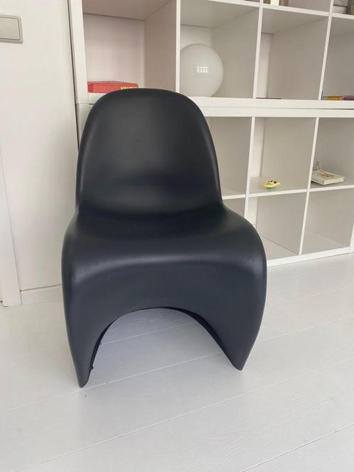 Vitra panton chair - mat zwart, Huis en Inrichting, Stoelen, Zo goed als nieuw, Vier, Kunststof, Zwart, Ophalen