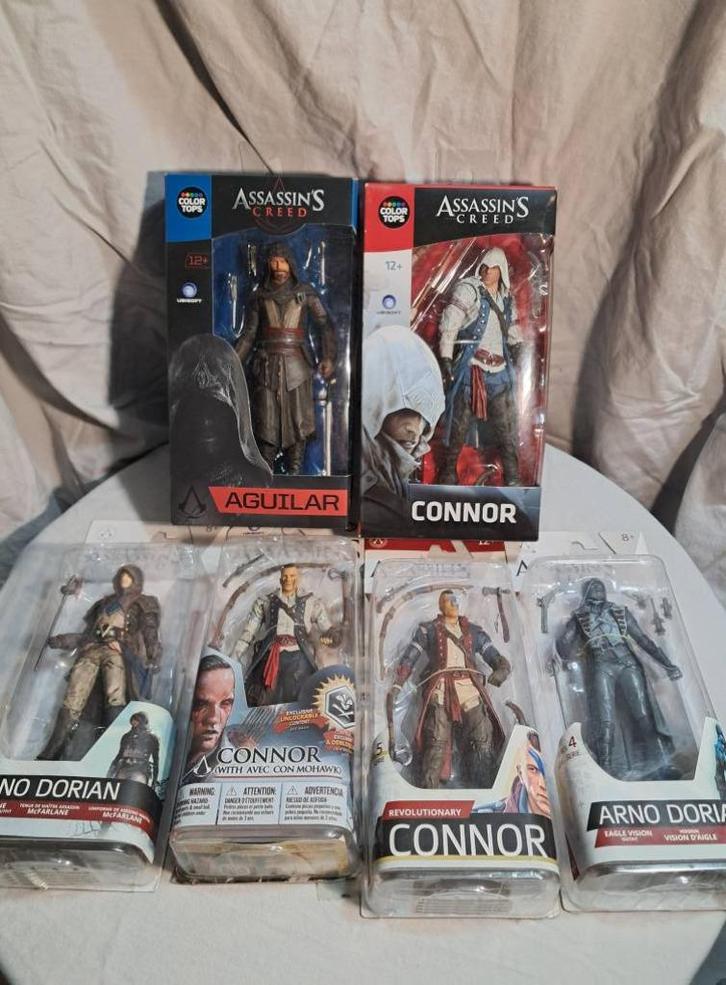 Assassin's creed figurines articulées, Collections, Poupées, Utilisé, Poupée, Enlèvement