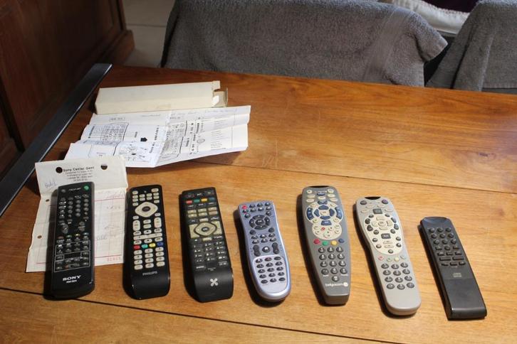 Diverse afstandsbedieningen, Audio, Tv en Foto, Afstandsbedieningen, Gebruikt, Origineel, Dvd, Tv, Vhs, Ophalen of Verzenden