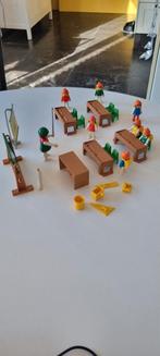 VINTAGE Playmobil school + ziekenhuis, Kinderen en Baby's, Speelgoed | Playmobil, Ophalen, Zo goed als nieuw