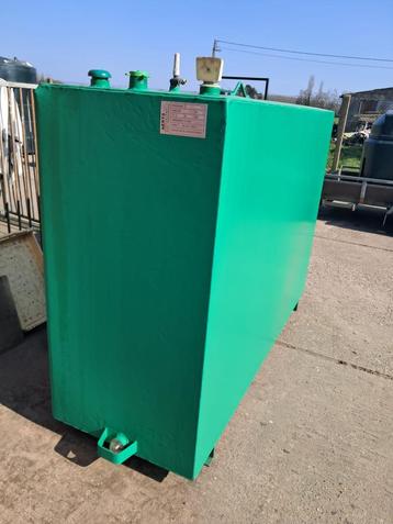 Mazouttank 2500 liter dubbelwandig beschikbaar voor biedingen
