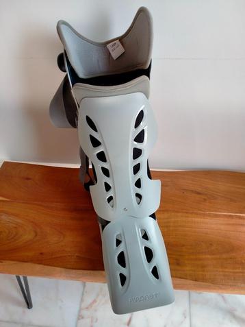Botte de marche, Enlèvement, Comme neuf