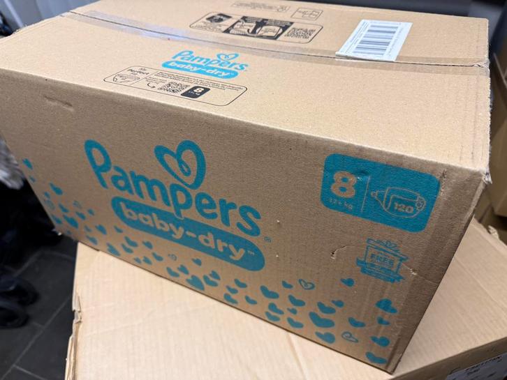 Pampers Baby-Dry Maat 8 (17kg+) Nieuw ongeopend (120 luiers), Kinderen en Baby's, Luiertassen, Nieuw, Ophalen