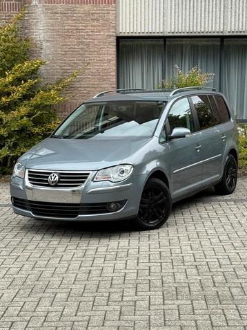 Volkswagen Touran 1.4 Tsi Benzine 7-zits beschikbaar voor biedingen