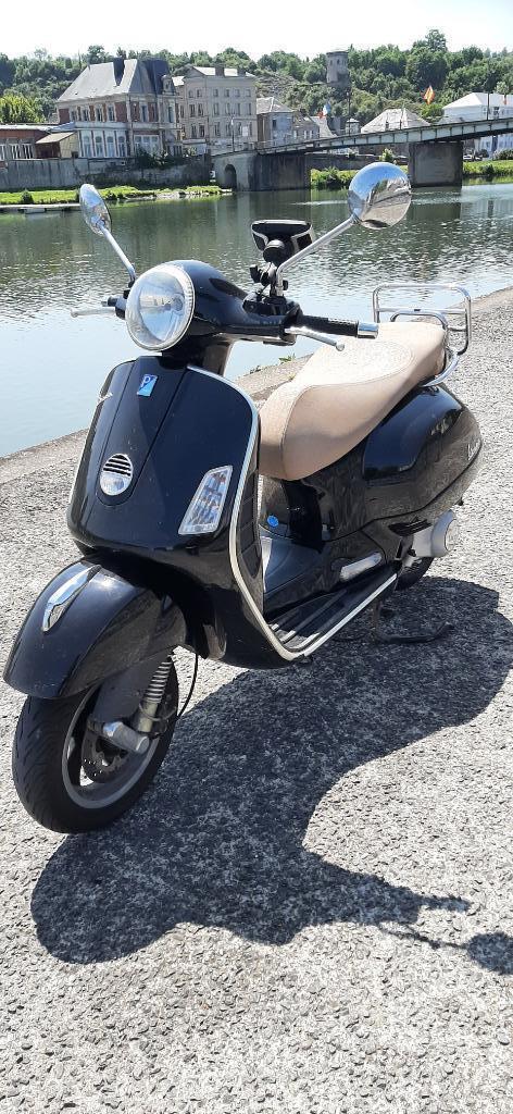 Piaggio VESPA GTS 250, Motoren, Motoren | Piaggio, Particulier, Scooter, Ophalen