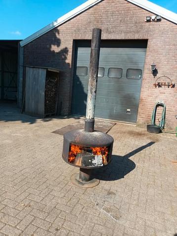 Tuinkachel beschikbaar voor biedingen