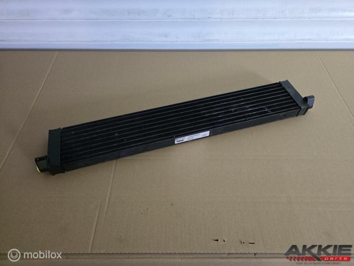Mercedes C63 amg Oliekoeler W205 a0995000001, Auto-onderdelen, Motor en Toebehoren, Gebruikt, Ophalen of Verzenden