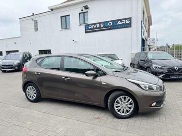Kia cee'd Ceed 1.4i Benzine - Airco * 1 JAAR GARANTIE * beschikbaar voor biedingen