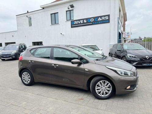 Kia cee'd Ceed 1.4i Benzine - Airco * 1 JAAR GARANTIE *, Auto's, Kia, Bedrijf, Te koop, (Pro) Cee d, ABS, Airconditioning, Bluetooth