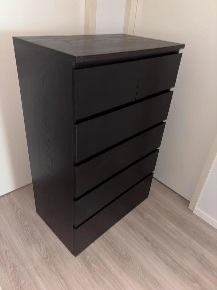 Zwarte ladekast, Huis en Inrichting, Kasten | Ladekasten, Zo goed als nieuw, 100 tot 150 cm, 50 tot 100 cm, 25 tot 50 cm, Overige houtsoorten