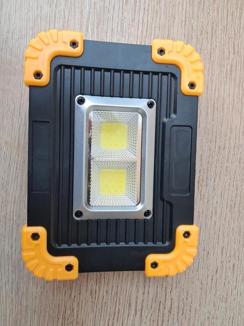 Lampe de chantier/garage ou camping 4 modes, Doe-het-zelf en Bouw, Bouwverlichting, Nieuw, Lamp, Ophalen of Verzenden
