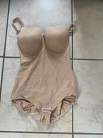 Mooi pakje M cup D Chantelle beige elastisch, Kleding | Dames, Ophalen of Verzenden