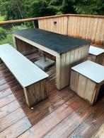 Houten picknicktafel, Ophalen, Hout