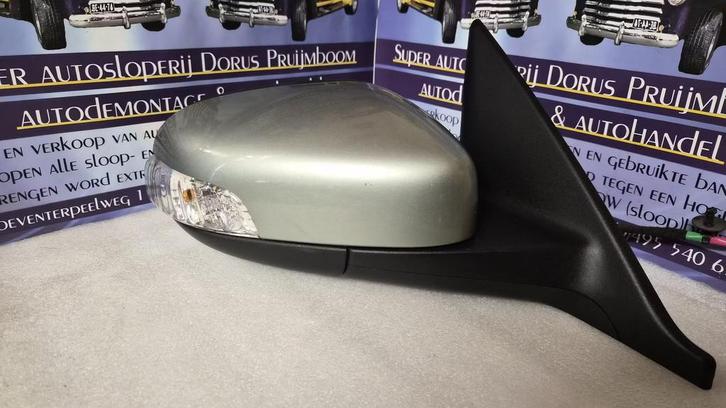 volvo v50 bj2006 buitenspiegel recht. 6 pins rtnr 3303000RH, Autos : Pièces & Accessoires, Rétroviseurs, Volvo, Utilisé