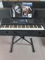 Piano Yamaha psr-e333, Muziek en Instrumenten, Ophalen, Zo goed als nieuw, Zwart, Piano