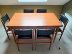 Vintage tafel en 6 bijpassende stoelen, Ophalen