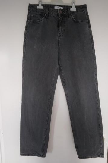 2 jeans broeken in uitstekende staat