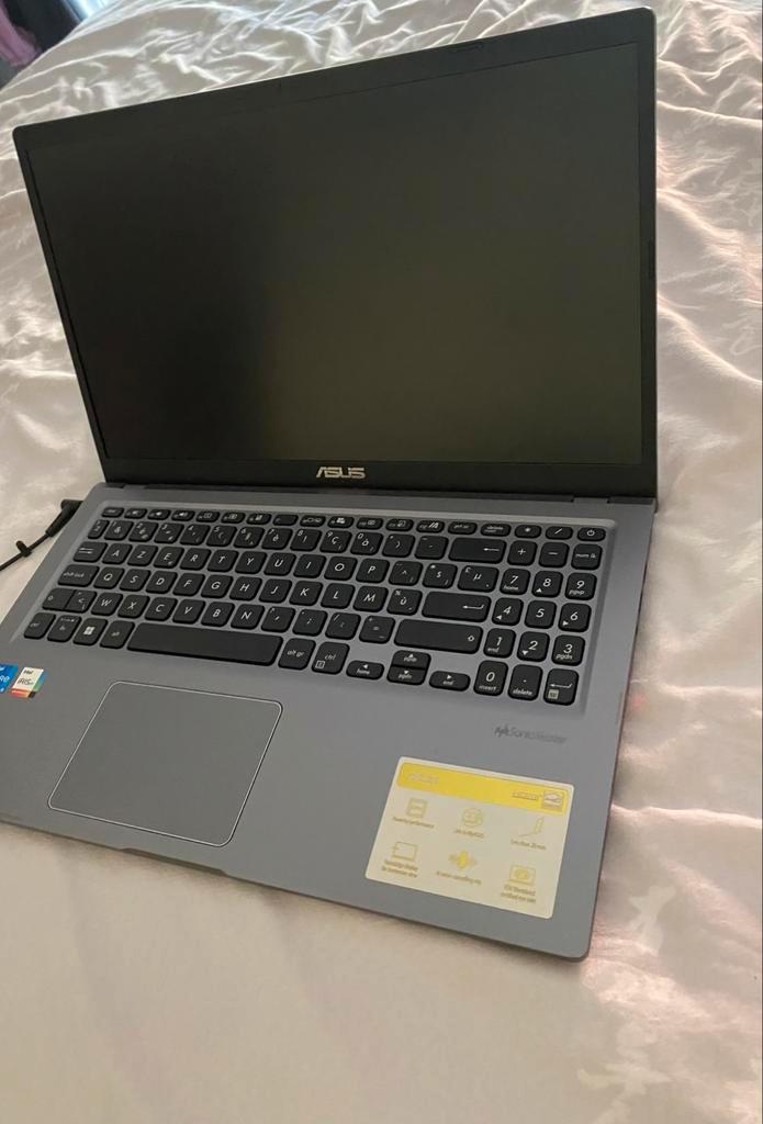 Asus X51 15EA-Ej3288W-BE Azerty, Computers en Software, Windows Laptops, Nieuw, 15 inch, SSD, 3 tot 4 Ghz, 8 GB, Azerty, Met touchscreen