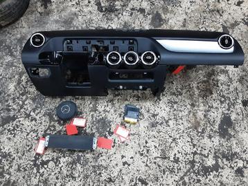 AIRBAG SET Mercedes-Benz B (W247) (01-2018/12-2025) beschikbaar voor biedingen