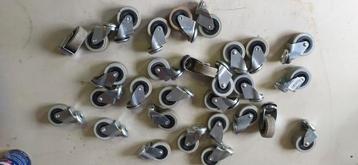 Lot van 27 wielen beschikbaar voor biedingen