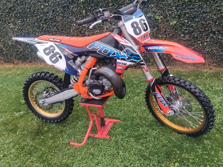 Ktm sx 85 crossmotor  met veel extra, Fietsen en Brommers, Brommers | Crossbrommers, Zo goed als nieuw, Ophalen
