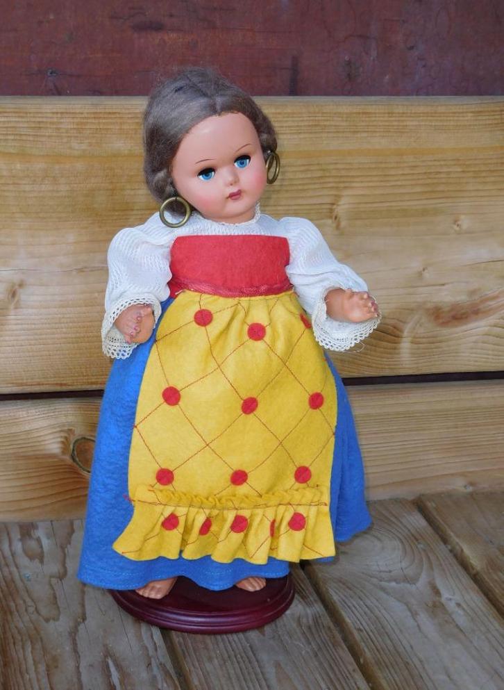 Mooie oude pop, Verzamelen, Poppen, Gebruikt, Pop, Verzenden