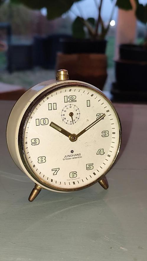 Junghans Trivox Silentic wekker — Gemaakt in Duitsland, Antiek en Kunst, Antiek | Klokken, Ophalen