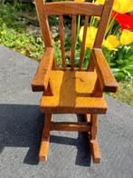 Miniatuur schommelstoel, Ophalen of Verzenden, Zo goed als nieuw