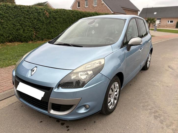 Renault Scenic - 2011 - Automatique - 162.000KM - Euro 5 -, Auto's, Renault, Particulier, Scénic, Diesel, Euro 5, 5 deurs, Automaat
