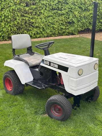 Zitmaaier zonder maaidek, omgebouwd naar mini tractor, Tuin en Terras, Zitmaaiers, Ophalen, Gebruikt, Versnellingen