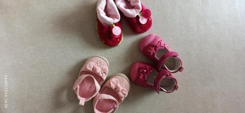 Chaussures bébé fille, Enfants & Bébés, Vêtements de bébé | Chaussures & Chaussettes, Comme neuf, Fille, Autres types, Enlèvement