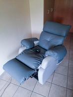 Superbe fauteuil médicalisé à commande électrique, Maison & Meubles, Fauteuils, Comme neuf, Synthétique, Enlèvement, Moins de 75 cm