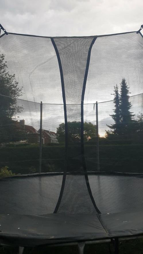 Trampoline 366 cm met zwarte rand in prima staat, Kinderen en Baby's, Speelgoed | Buiten | Trampolines, Zo goed als nieuw, Ophalen