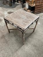 Vintage Rotan Bijzettafel – Vierkant – Boho / Retro Look, Huis en Inrichting, Ophalen, Overige materialen, Gebruikt, 50 tot 100 cm