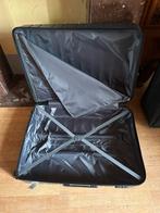 Valise, rigide de Voyage sur quatre roulettes avec code, Enlèvement, Comme neuf, Roulettes