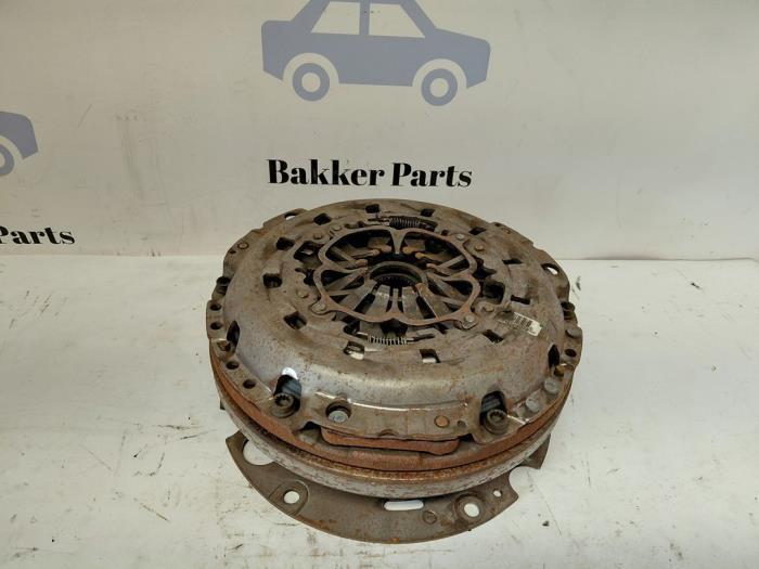 Dubbele massa vliegwiel van een Audi A5, Auto-onderdelen, Motor en Toebehoren, Audi, Gebruikt, 3 maanden garantie