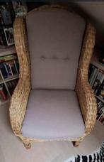 Rieten fauteuil. Met comfortabel kussen., Huis en Inrichting, Fauteuils, Ophalen, Gebruikt, Riet of Rotan