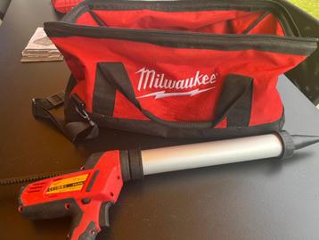 Milwaukee C18 PCG 18V Li-Ion Accu lijm- en kitspuit body inc beschikbaar voor biedingen