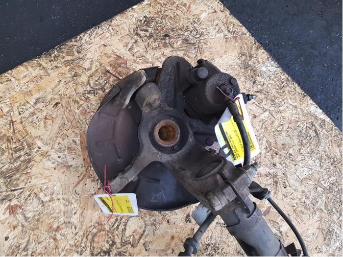 Fusee rechts-voor van een Seat Cordoba, Auto-onderdelen, Ophanging en Onderstel, Seat, Gebruikt, 3 maanden garantie, Ophalen of Verzenden