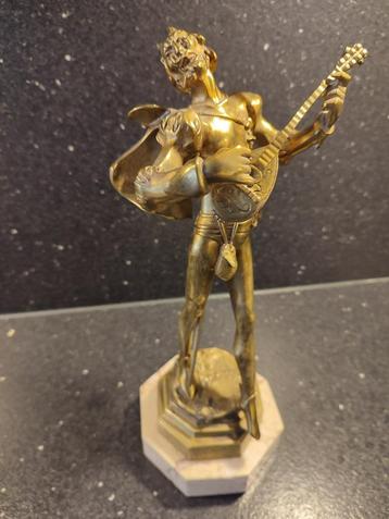 Bronzen beeld beschikbaar voor biedingen