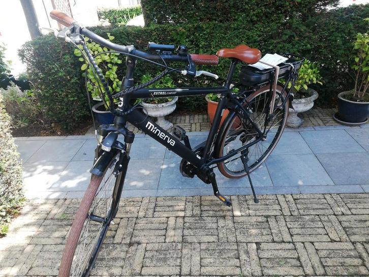 Electrische herenfiets, Fietsen en Brommers, Elektrische fietsen, Zo goed als nieuw, Ophalen