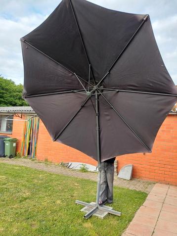 Zweefparasol, Tuin en Terras, Ophalen, Gebruikt, Zweefparasol, 3 tot 4 meter